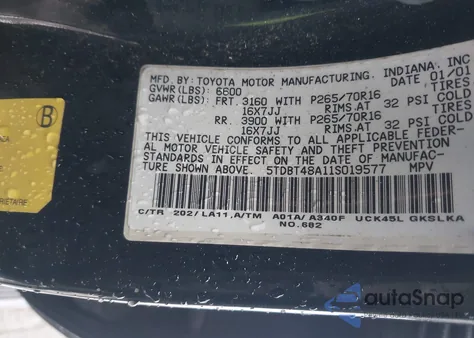 2001 Toyota Sequoia Limited V8 из США, поврежденный, VIN 5TDBT48A11S019577